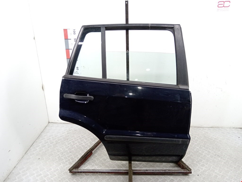 Обшивка (карта) двери задней правой Ford Fusion (2002-2012)