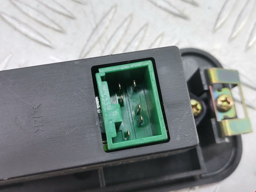 Кнопка стеклоподъемника MITSUBISHI Pajero Sport 1998-2008