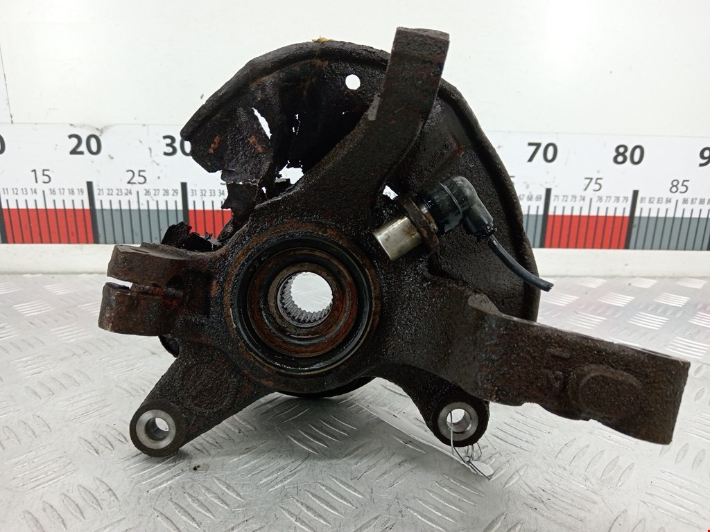 Ступица передняя левая MAZDA Xedos 6 1992-1999