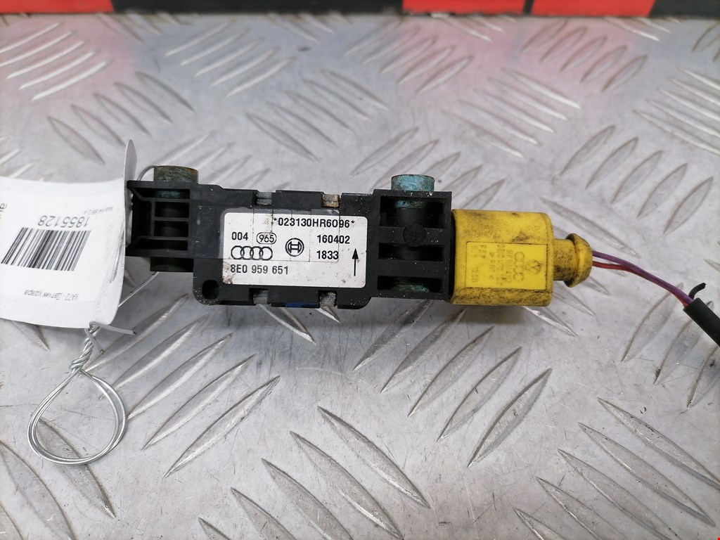Датчик AIR BAG (подушек безопасности) AUDI A4 B6 2001-2005