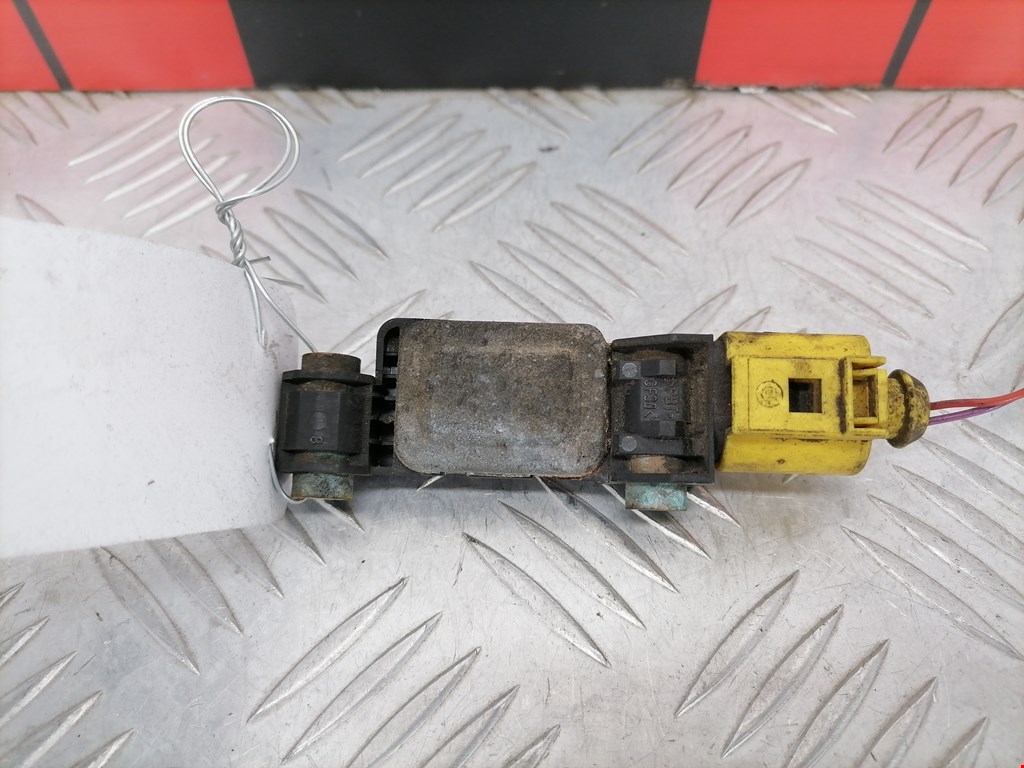 Датчик AIR BAG (подушек безопасности) AUDI A4 B6 2001-2005