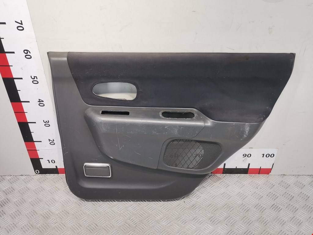 Обшивка двери задняя правая MITSUBISHI Pajero Sport 1998-2008