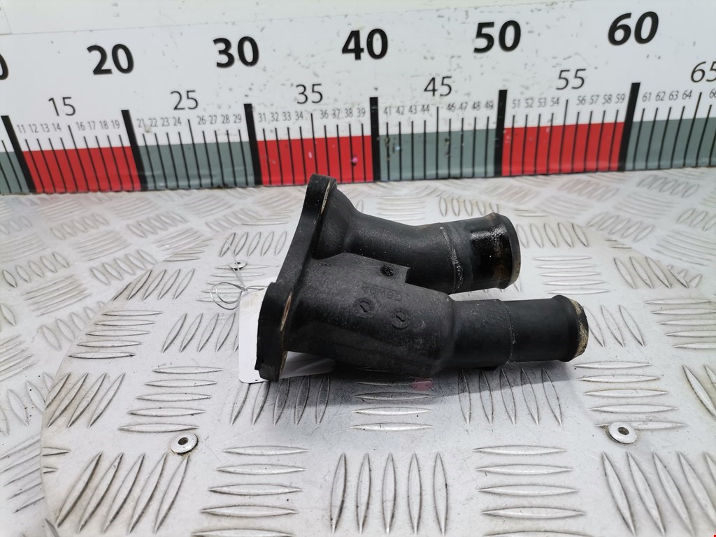 Корпус термостата FORD Focus II 2005-2011