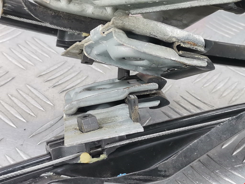 Стеклоподъемник передний правый FORD Mondeo III 2000-2007