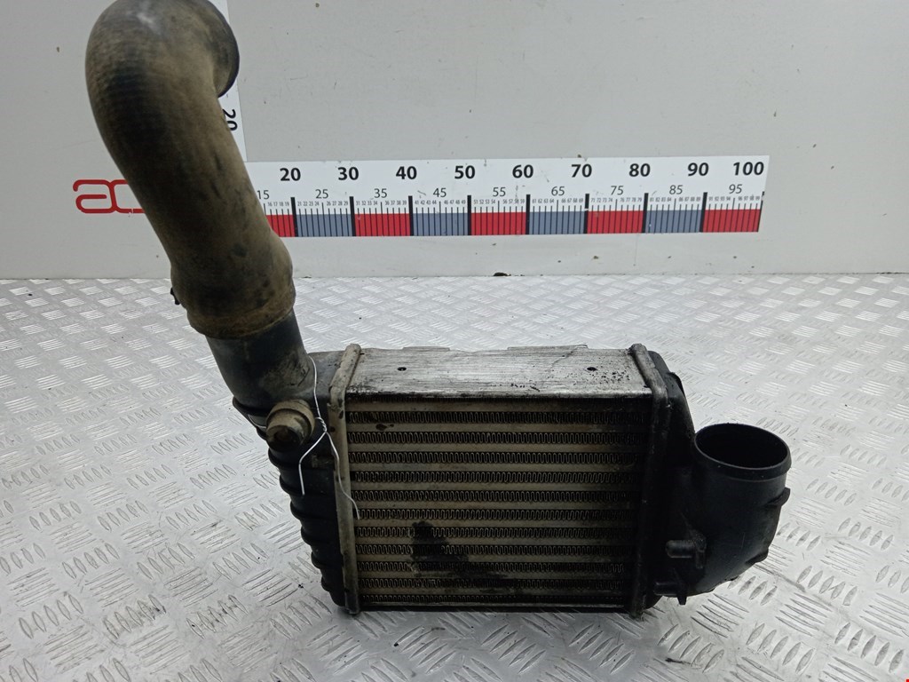 Интеркулер (радиатор интеркулера) VOLKSWAGEN Passat B5 1997-2005