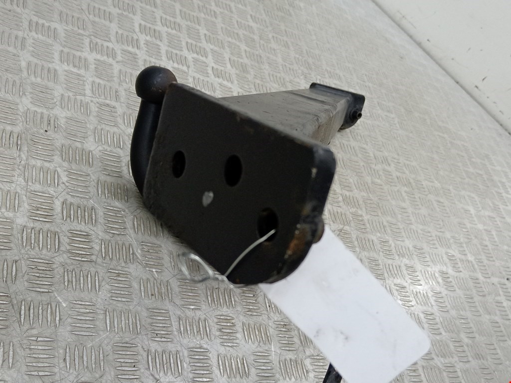 Фаркоп (прицепное устройство) MAZDA Mazda 5 CR 2005-2010