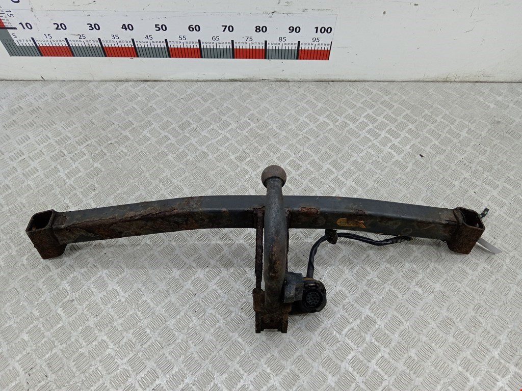 Фаркоп (прицепное устройство) RENAULT Megane II 2002-2009