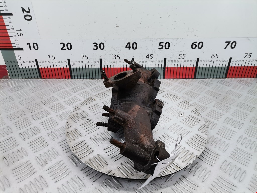 Коллектор выпускной AUDI A6 C6 2004-2010