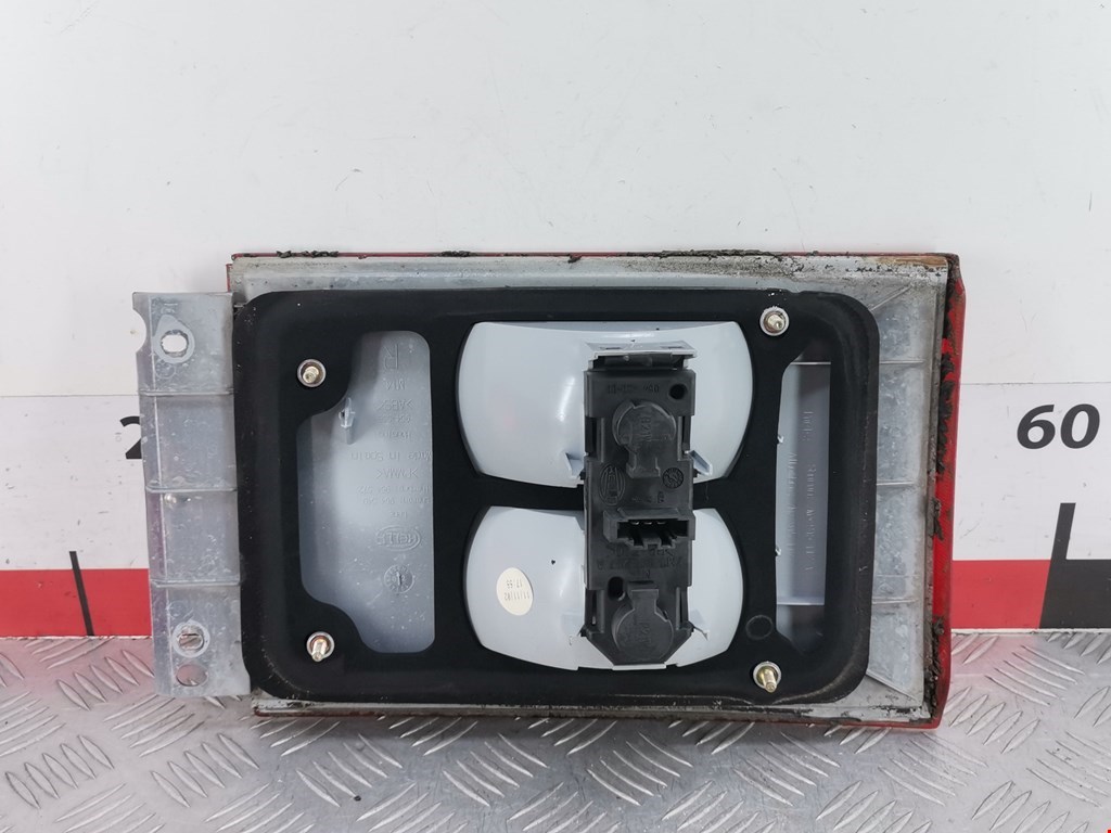 Фонарь задний внутренний правый VOLKSWAGEN Sharan 1995-2010