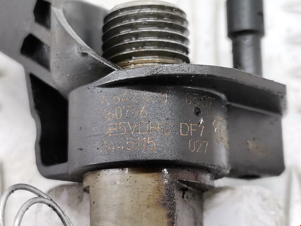 Форсунка дизельная электрическая MERCEDES-BENZ R-Class W251 2005-2017