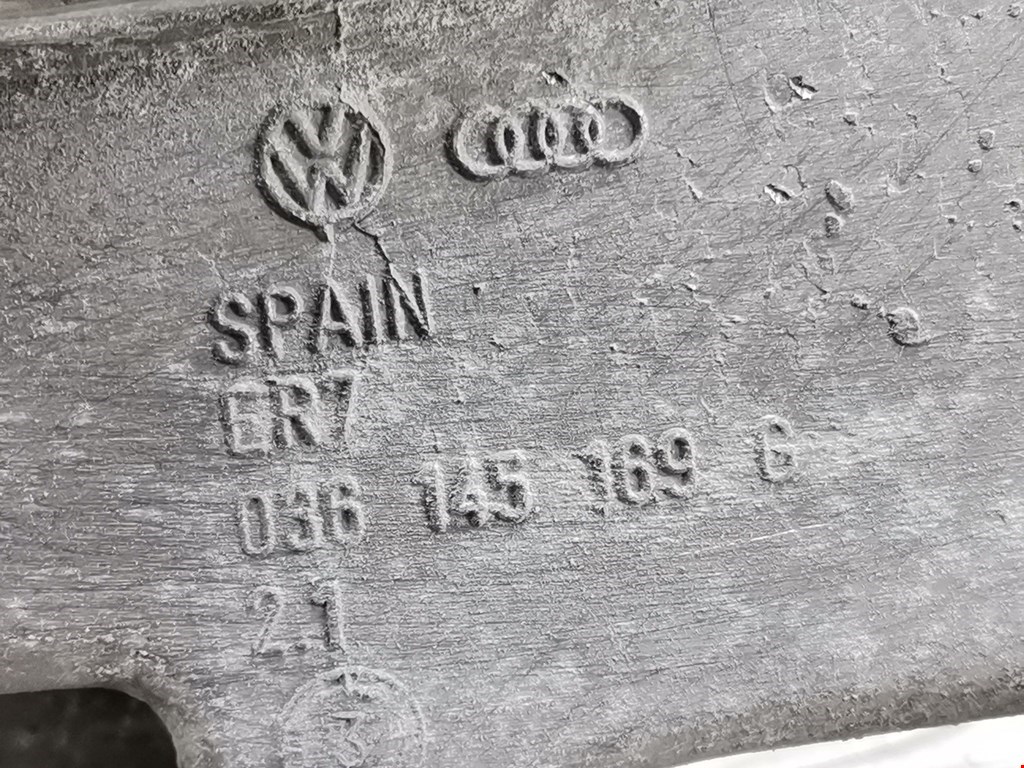 Кронштейн генератора VOLKSWAGEN Fox 2005-2011