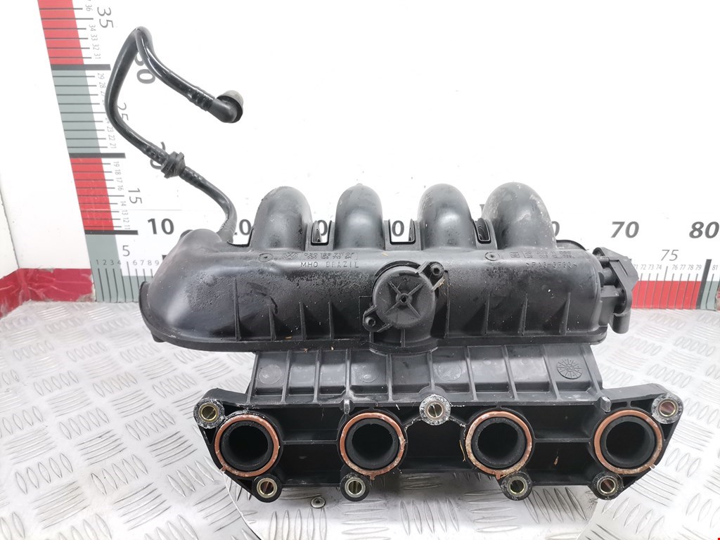 Коллектор впускной VOLKSWAGEN Fox 2005-2011