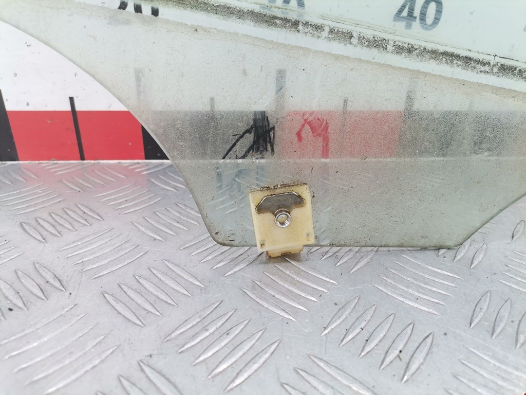 Стекло двери заднее правое MAZDA Mazda 5 CR 2005-2010