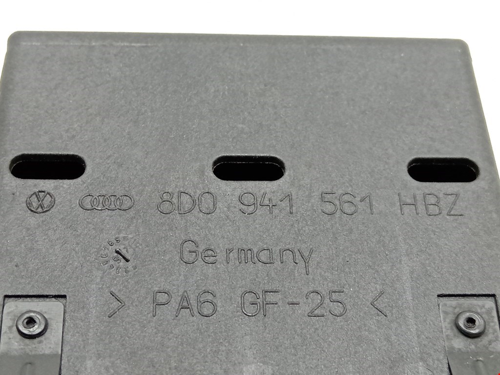 Бардачок AUDI A4 B5 1995-2001