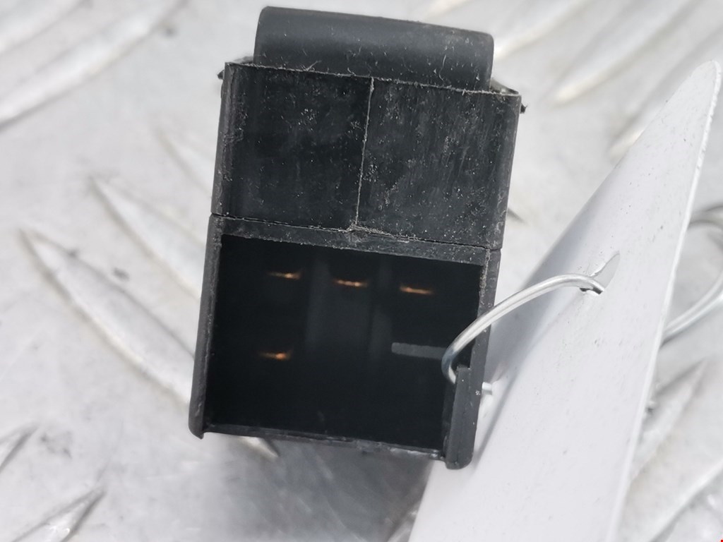 Кнопка стеклоподъемника VOLKSWAGEN Passat B5 1997-2005