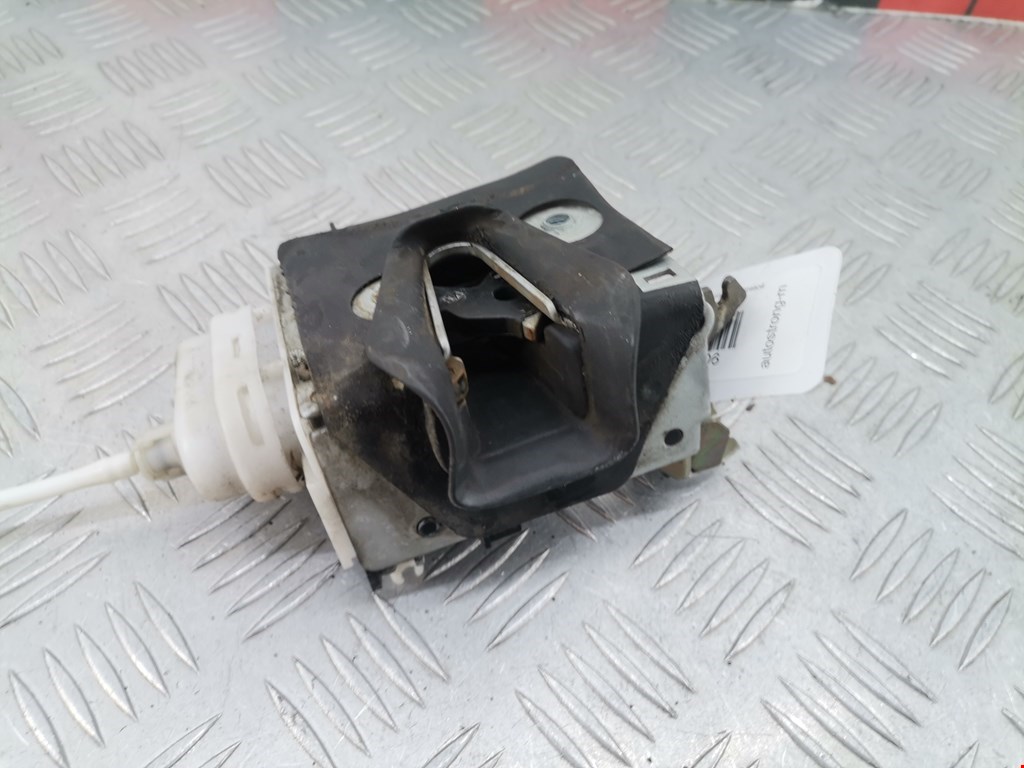 Замок двери передней правой AUDI A4 B5 1995-2001