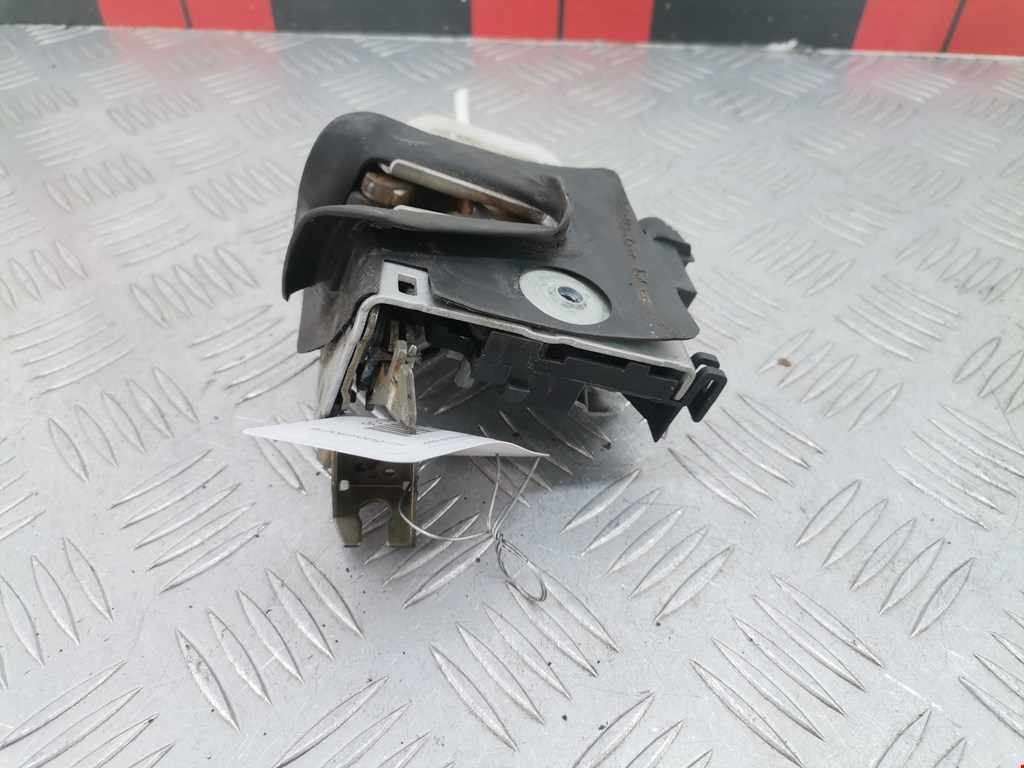 Замок двери передней правой AUDI A4 B5 1995-2001
