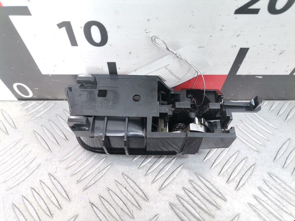 Ручка дверная передняя внутренняя левая TOYOTA Prius II XW20 2003-2012