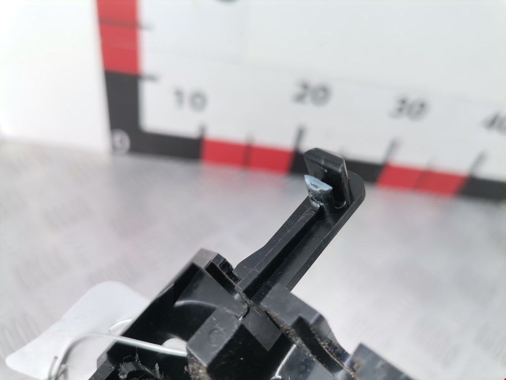 Ручка дверная передняя внутренняя левая TOYOTA Prius II XW20 2003-2012