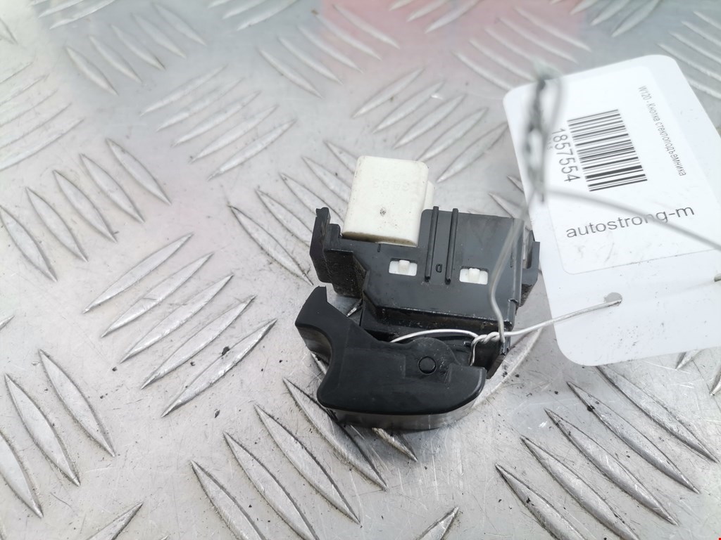 Кнопка стеклоподъемника TOYOTA Prius II XW20 2003-2012