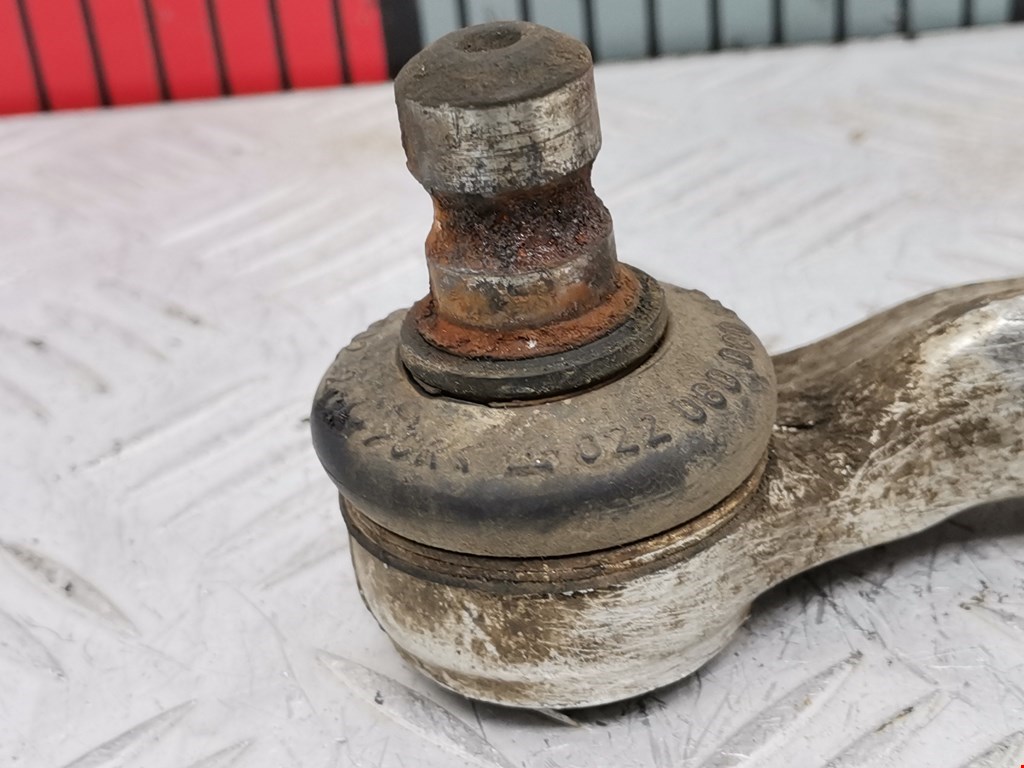 Рычаг передний правый VOLKSWAGEN Passat B5 1997-2005