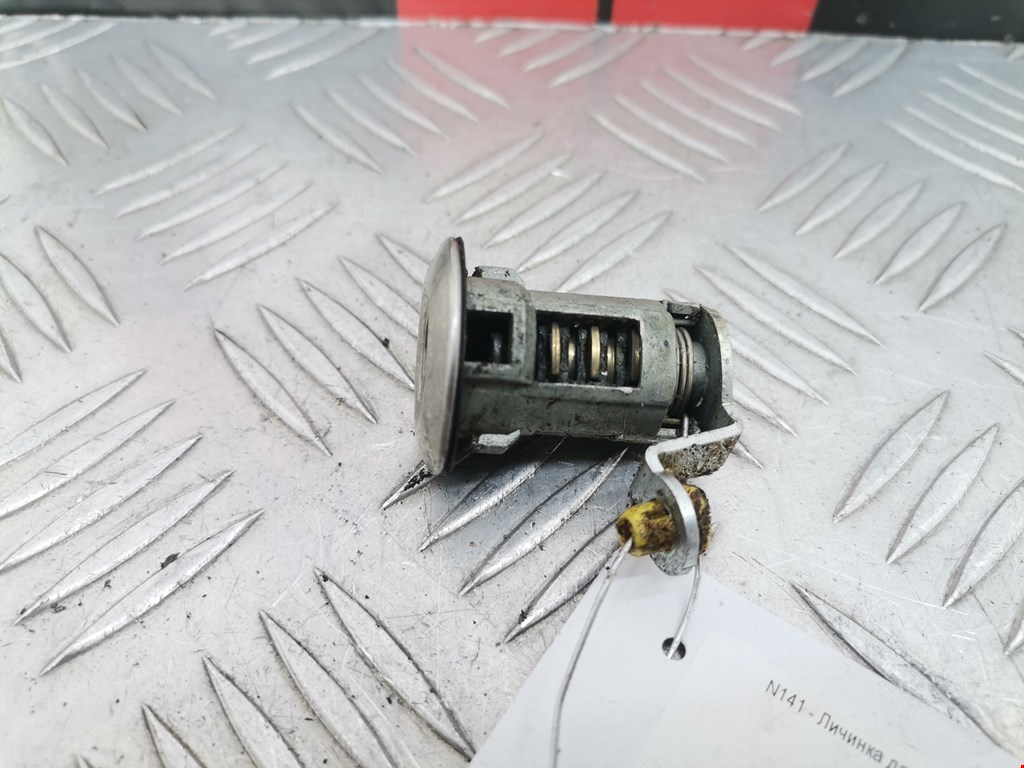 Вставка замка багажника KIA Retona 1998-2003