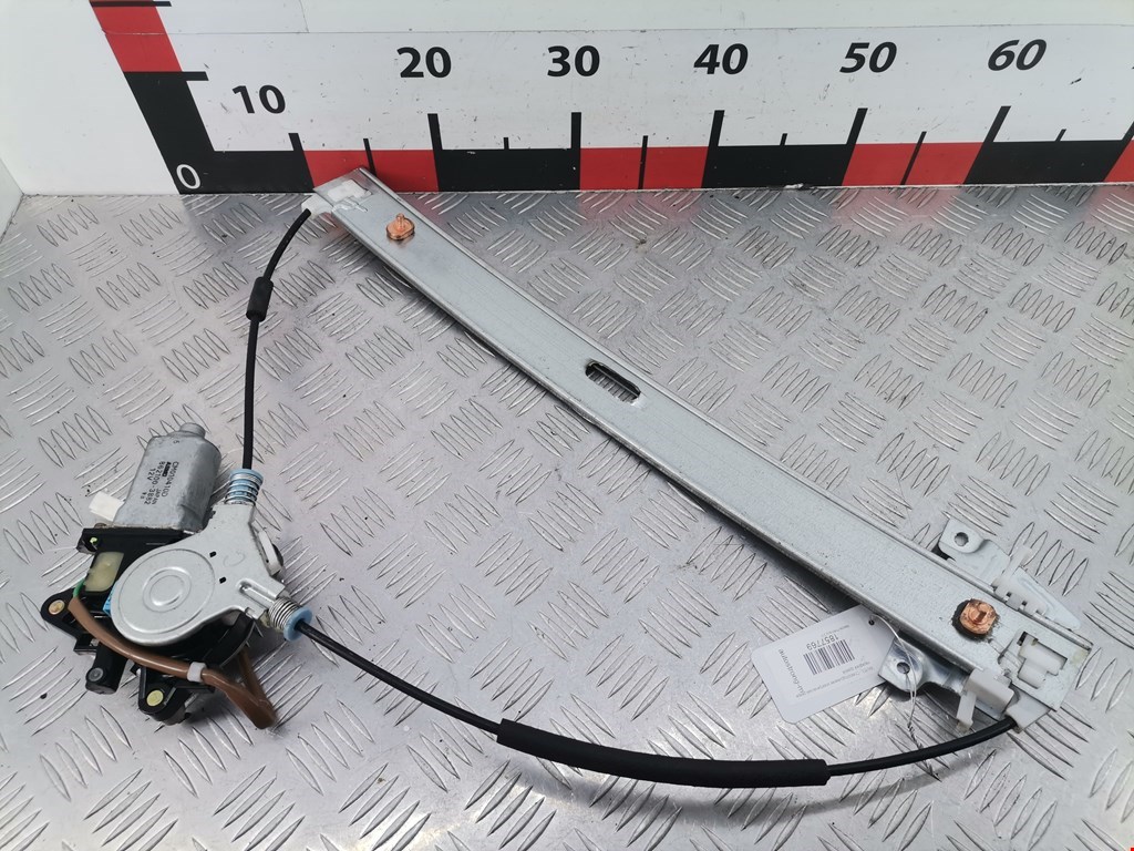 Стеклоподъемник электрический двери передней правой Mazda Premacy (1999-2017)