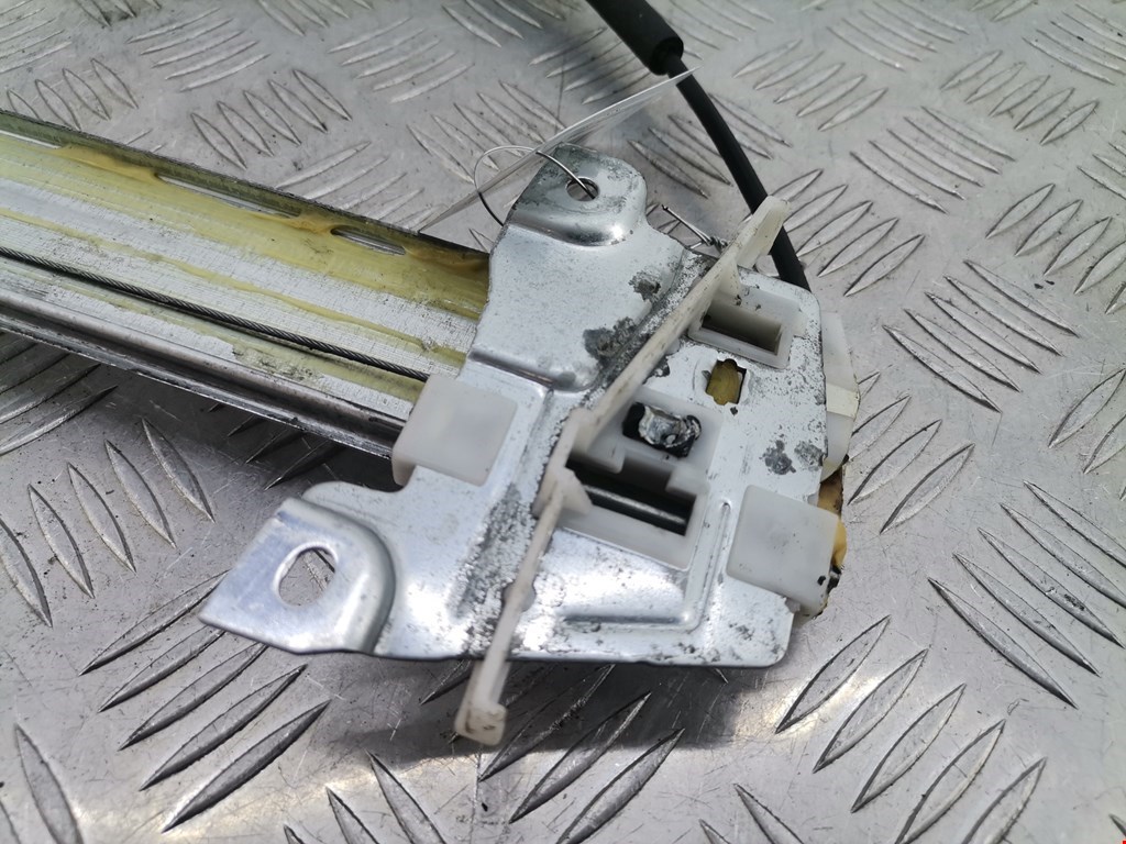 Стеклоподъемник передний правый MAZDA Premacy CP 1999-2004