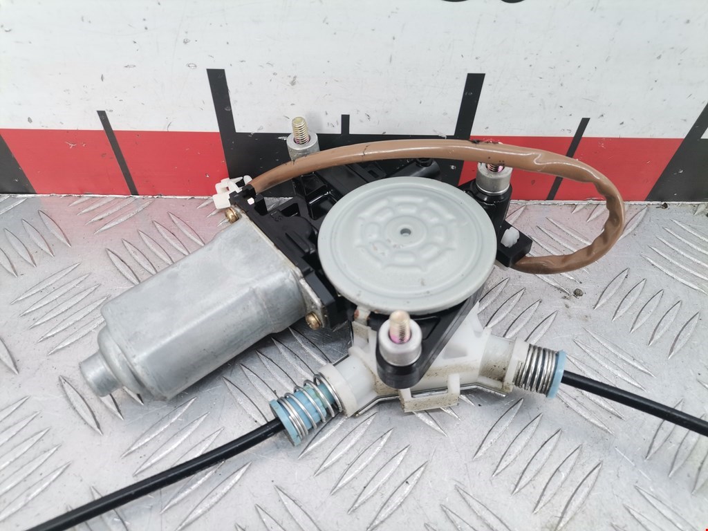 Стеклоподъемник передний правый MAZDA Premacy CP 1999-2004