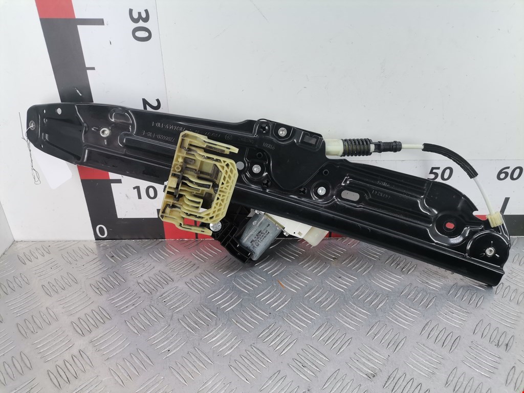 Стеклоподъемник задний правый BMW 5er 5 серия F10/F11/F07 2009-2017