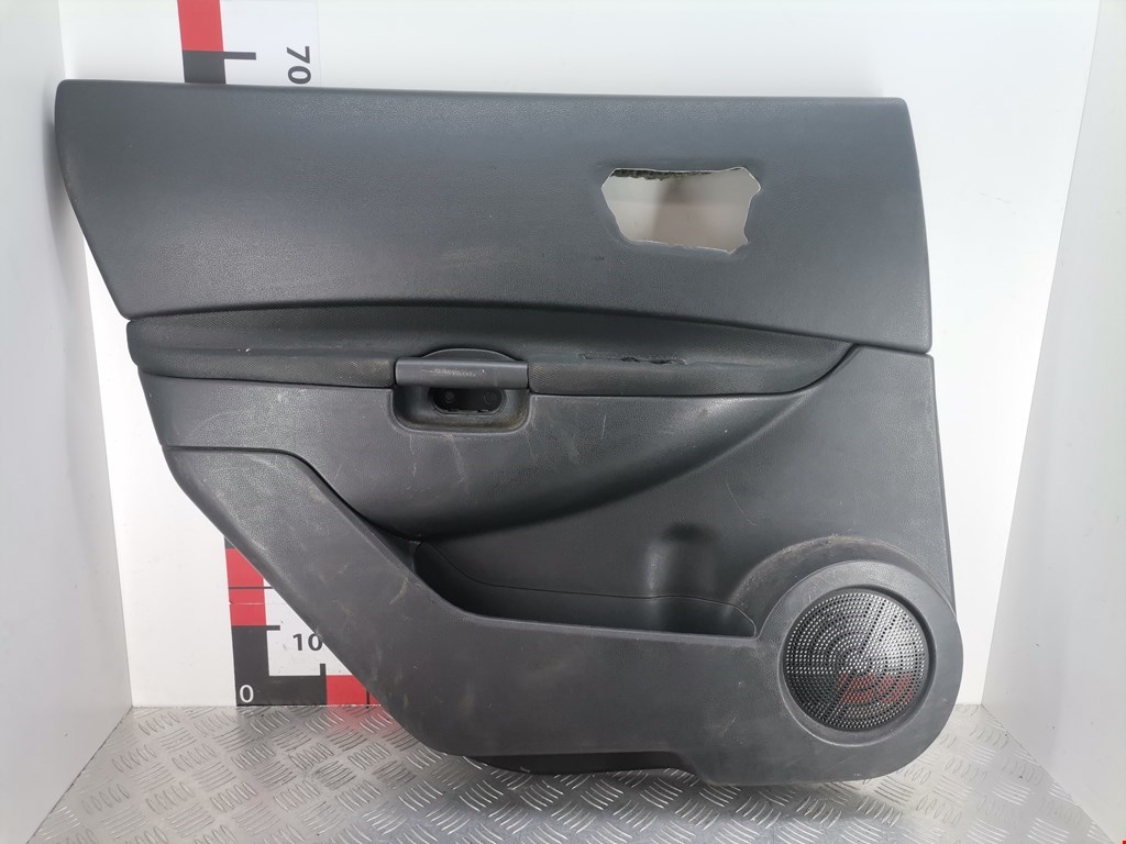Обшивка двери задняя левая NISSAN Qashqai J10 2006-2013