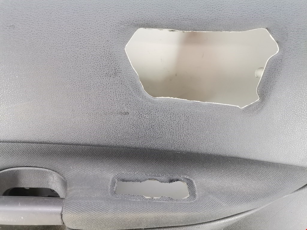 Обшивка двери задняя левая NISSAN Qashqai J10 2006-2013