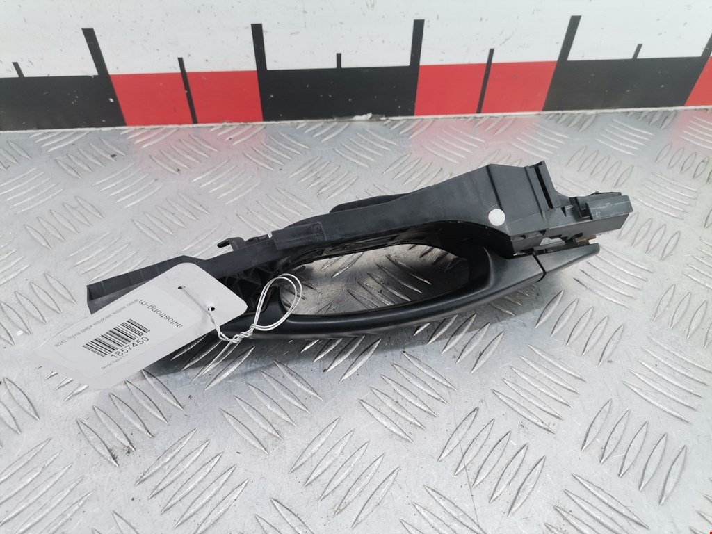 Ручка двери задней наружная левая SKODA Rapid 2012-2020