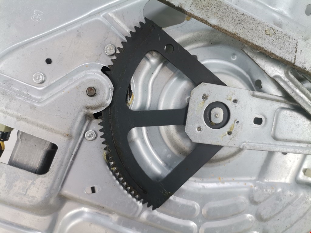 Стеклоподъемник передний правый HYUNDAI Tucson l 2004-2010