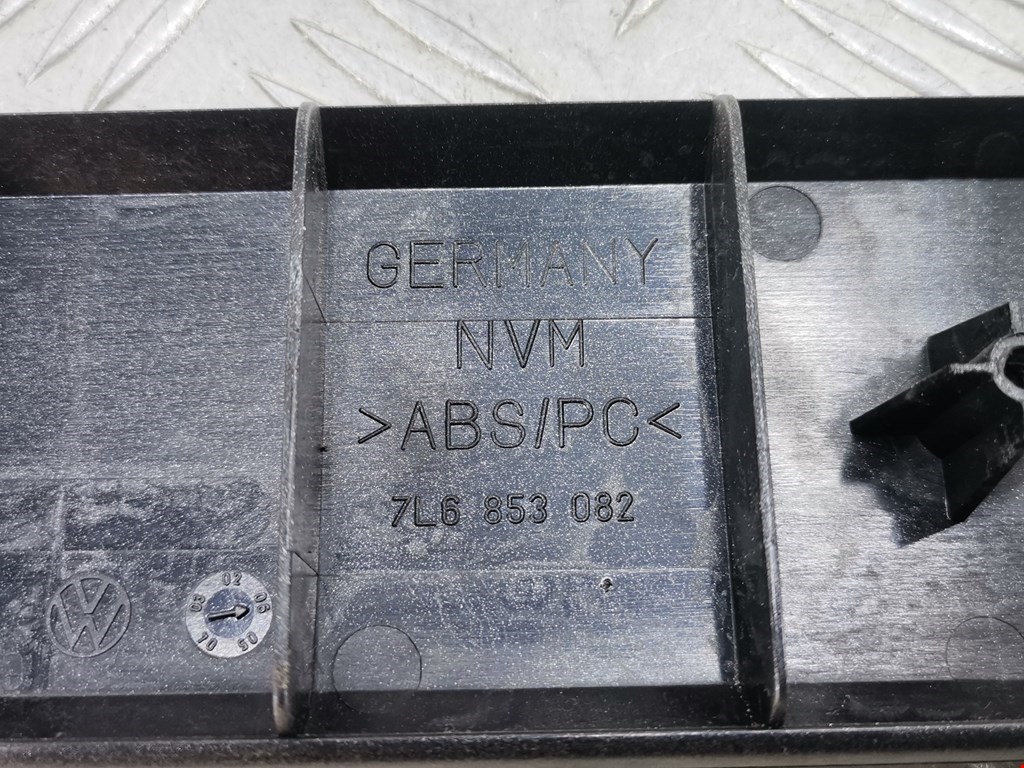 Ручка дверная задняя внутренняя правая VOLKSWAGEN Touareg 2002-2010