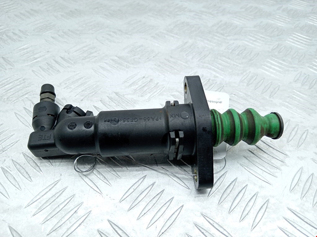 Цилиндр сцепления рабочий VOLKSWAGEN Beetle A4 1998-2010