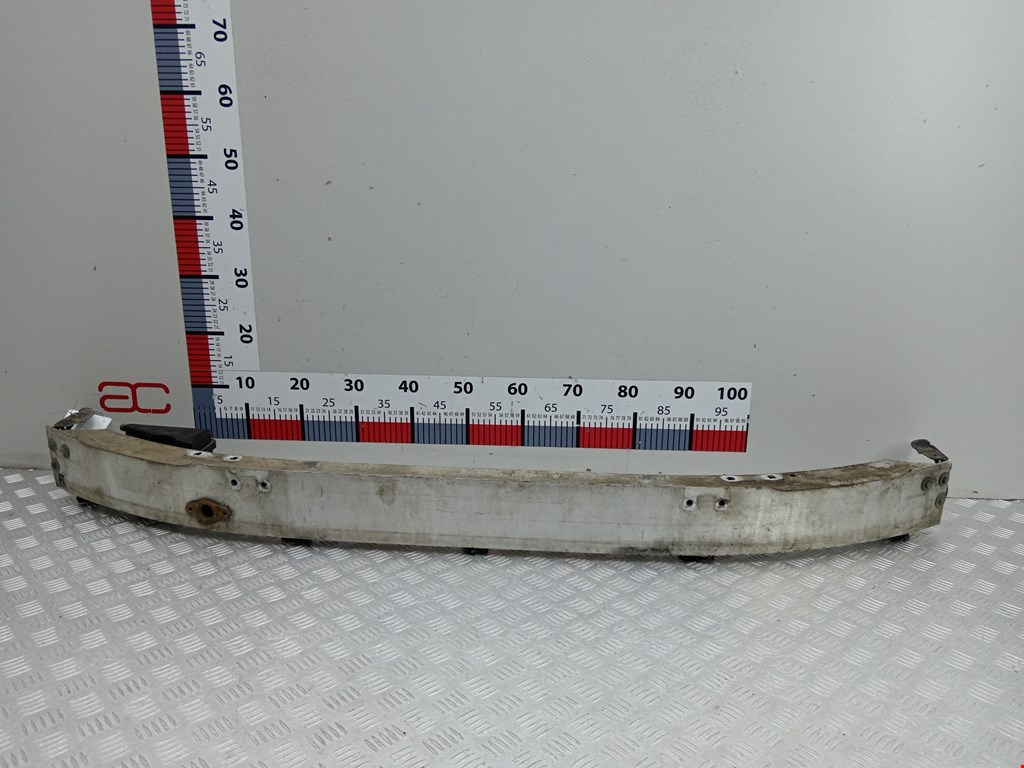 Усилитель бампера передний Mercedes C-Class (W203) (2000-2008)