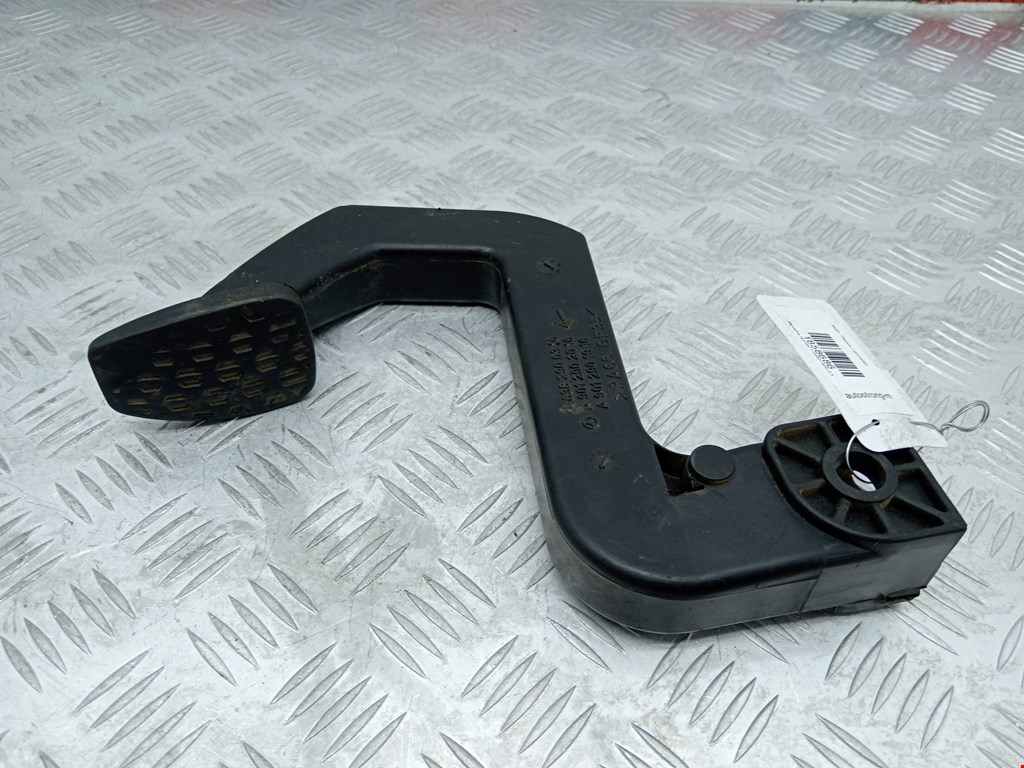 Педаль сцепления MERCEDES-BENZ Sprinter 901-905/Classic 909 1995-2006