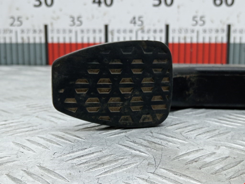 Педаль сцепления MERCEDES-BENZ Sprinter 901-905/Classic 909 1995-2006