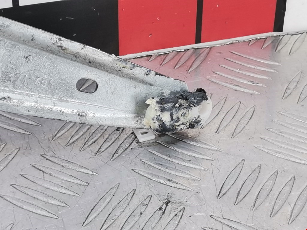 Стеклоподъемник передний правый OPEL Omega B 1994-2004