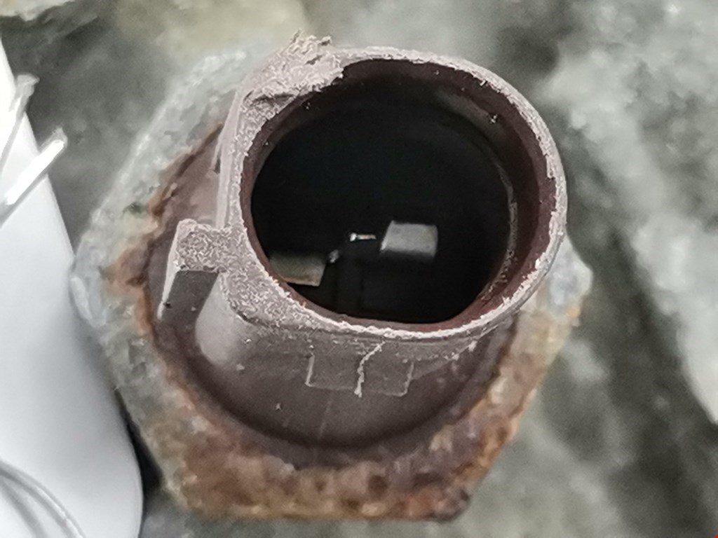 Корпус масляного фильтра VOLKSWAGEN Touran 2003-2010