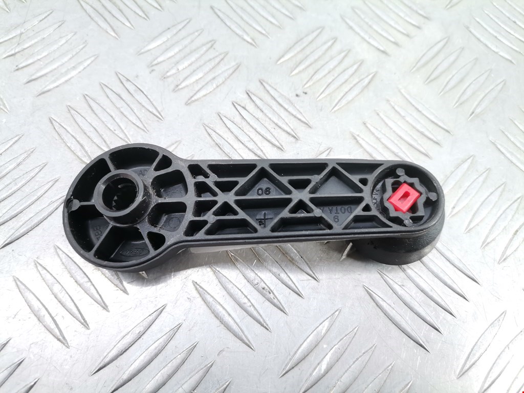 Ручка стеклоподъемника FORD Mondeo III 2000-2007