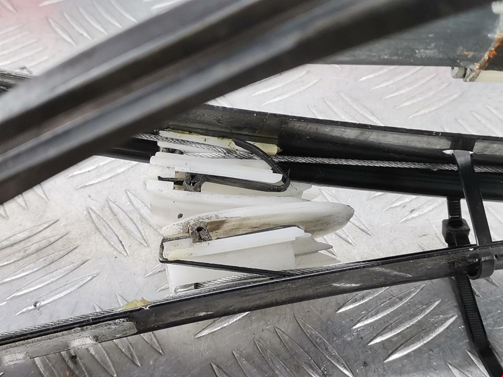 Стеклоподъемник передний правый FORD Mondeo IV 2007-2015