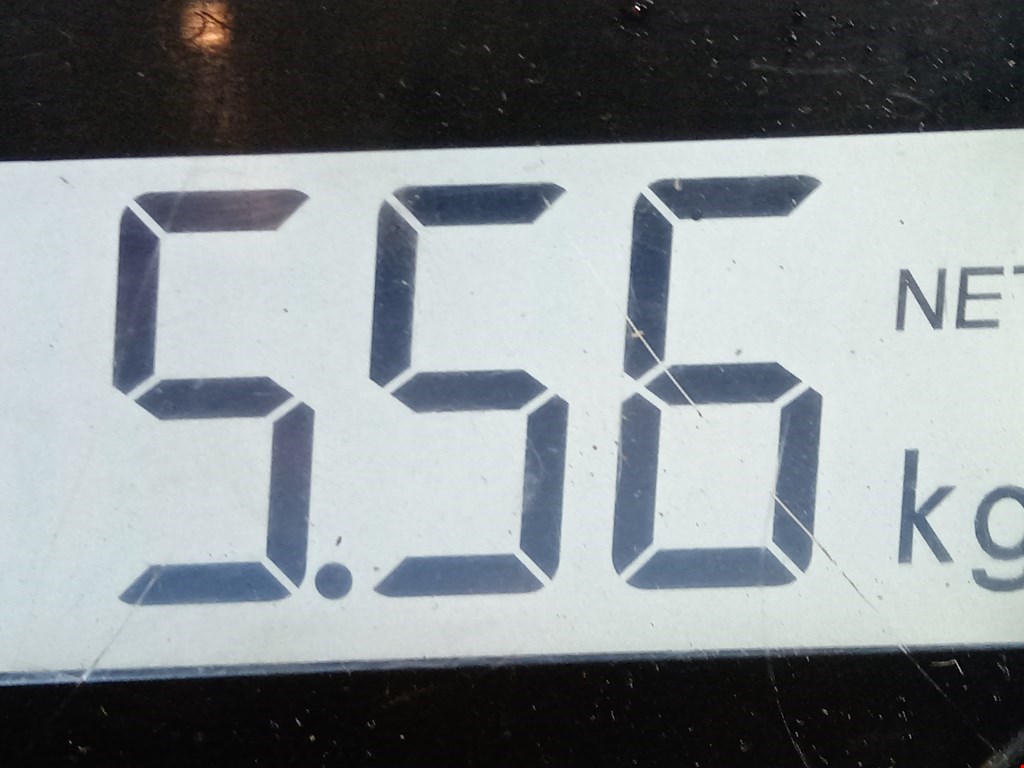 Суппорт передний правый VOLKSWAGEN Passat B6 2005-2011