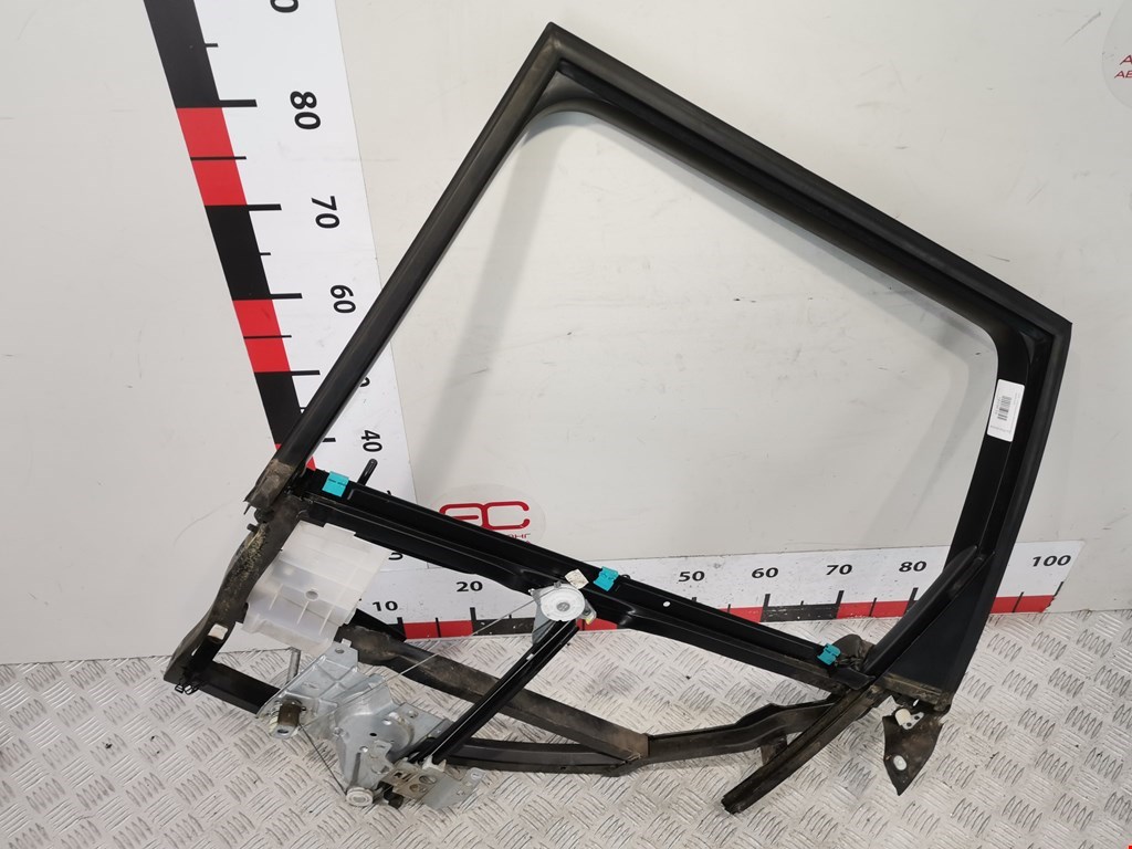 Стеклоподъемник задний левый AUDI A4 B5 1995-2001