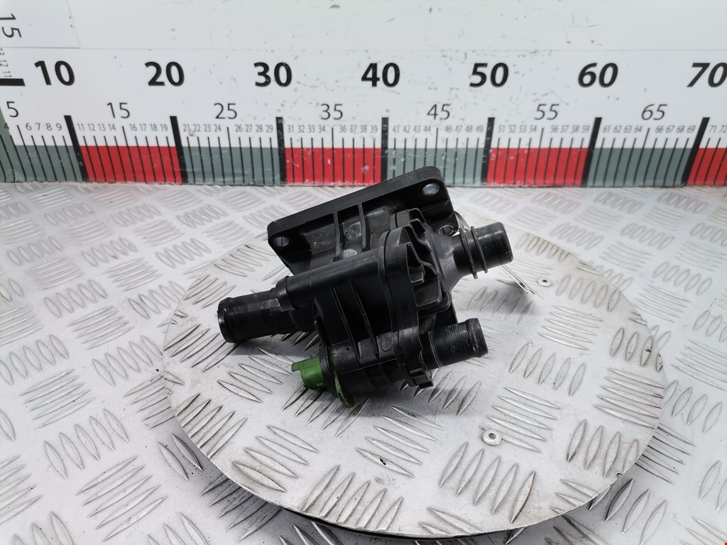 Корпус термостата FORD Focus II 2005-2011