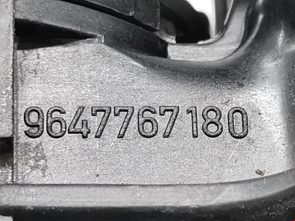 Корпус термостата FORD Focus II 2005-2011