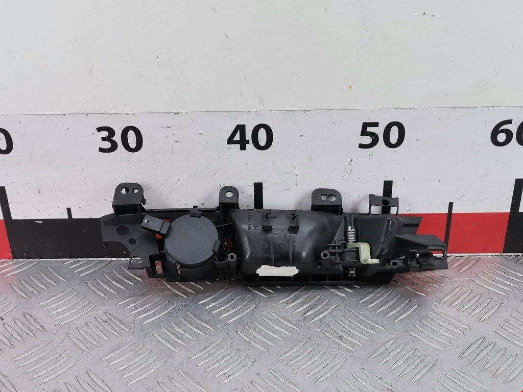 Ручка дверная задняя внутренняя левая AUDI A3 8P 2003-2013