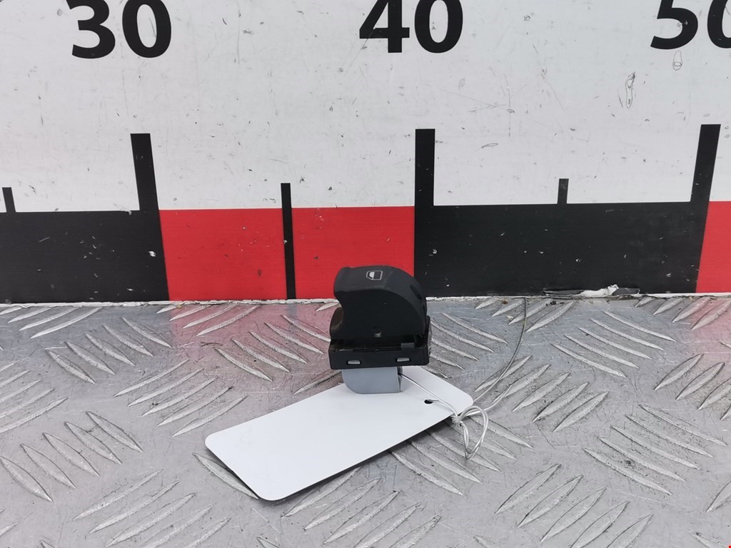 Кнопка стеклоподъемника AUDI A3 8P 2003-2013