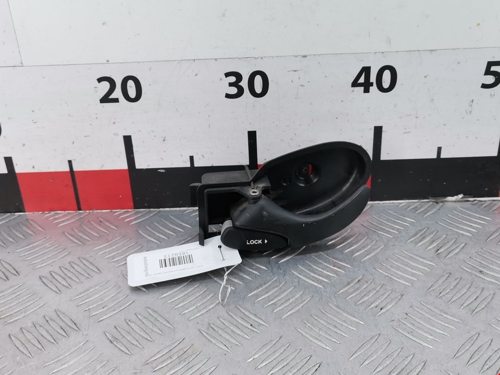 Ручка дверная задняя внутренняя левая FORD Focus I 1998-2005